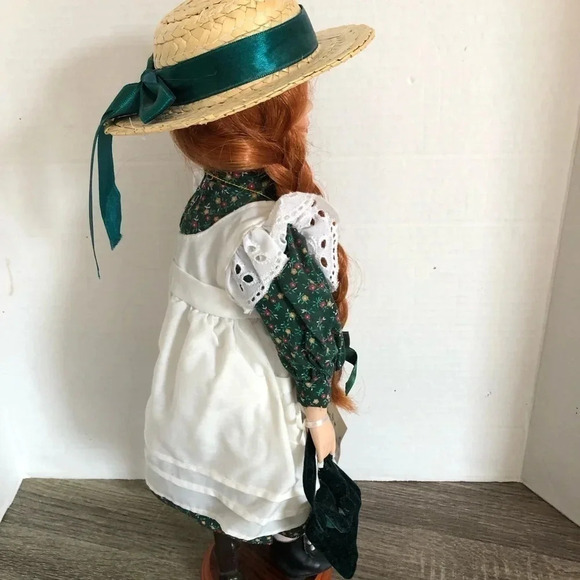 Vtg Anne of Green Gables Porcelain Doll - Picture 6 of 11